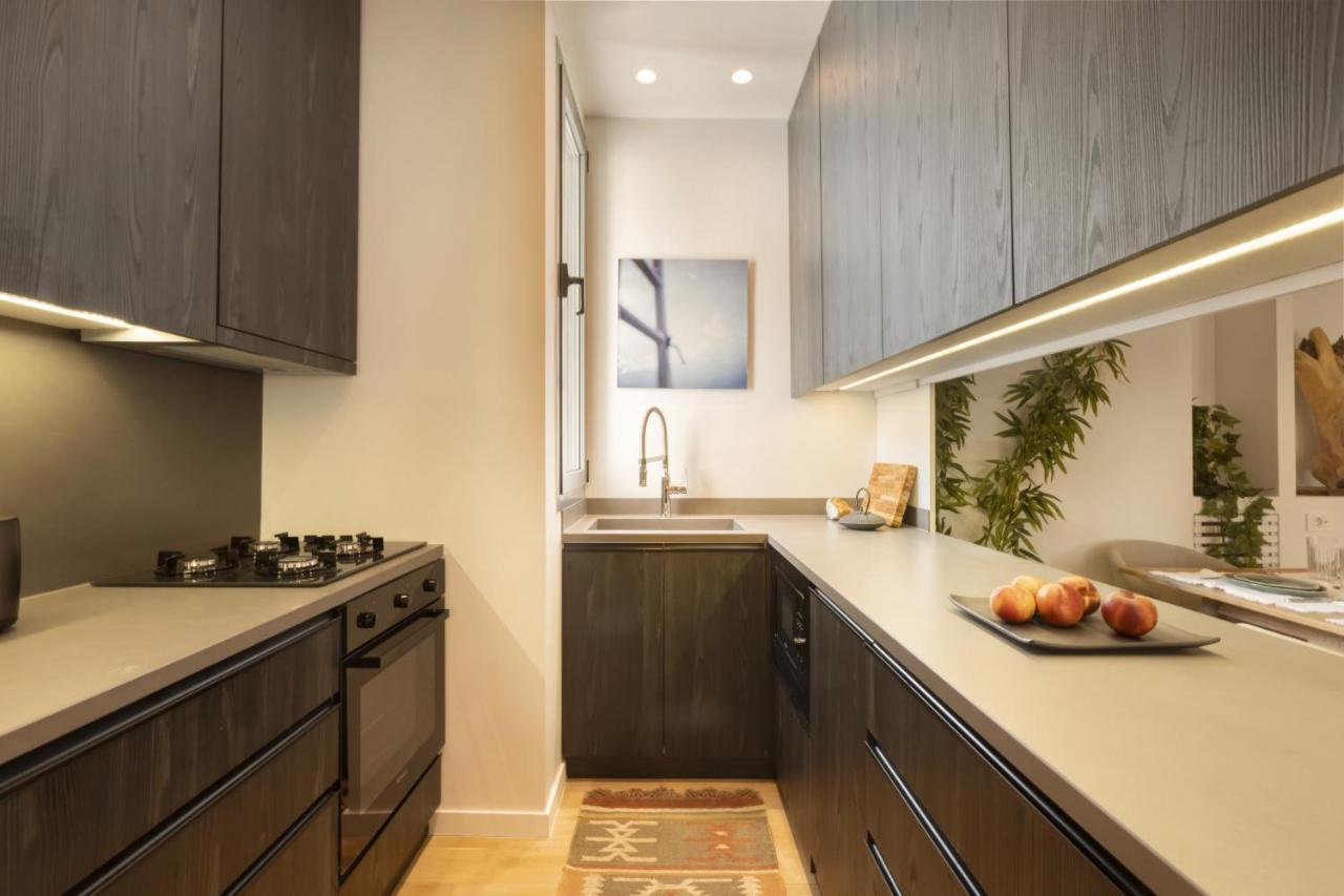Elegant, Chic, Hip 2 Bedroom W/ Forest View In Athens! Экстерьер фото